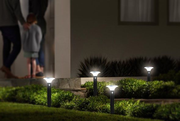 Sensores de movimiento en iluminación: ventajas en el hogar y
